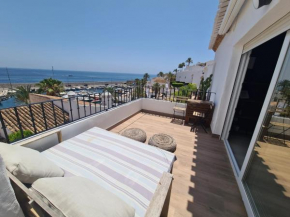 Sunny Getaway, La Herradura